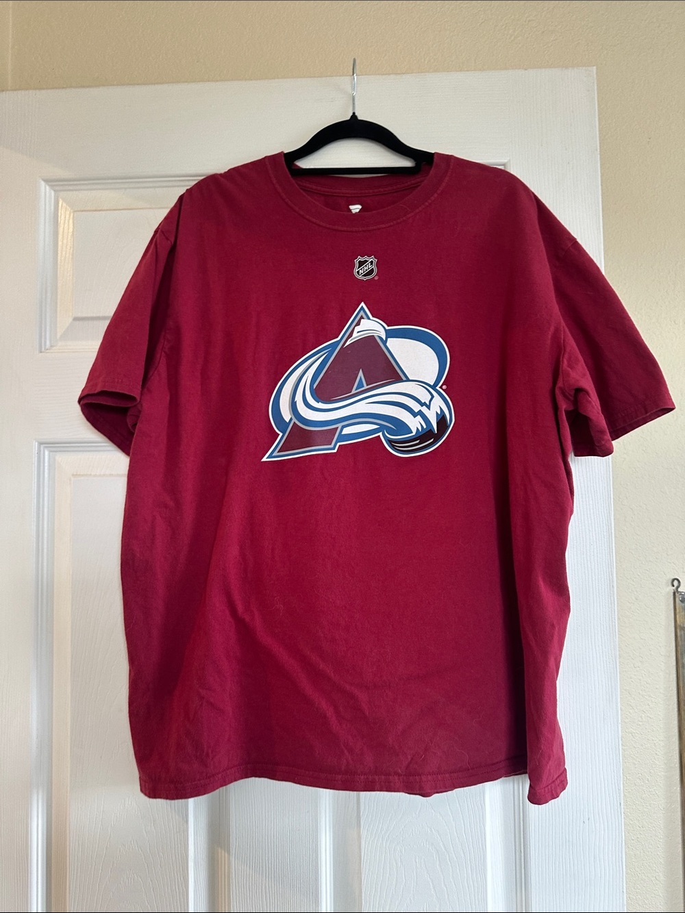 NHL Colorado Avalanche Burgundy Logo Short Sleeve Tee